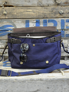 Ubb-messenger-bag-1